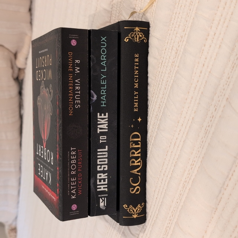 Booktok Fantasy: Scarred, Her Soul To Take & Wicked Pursuit/Divine Intervention